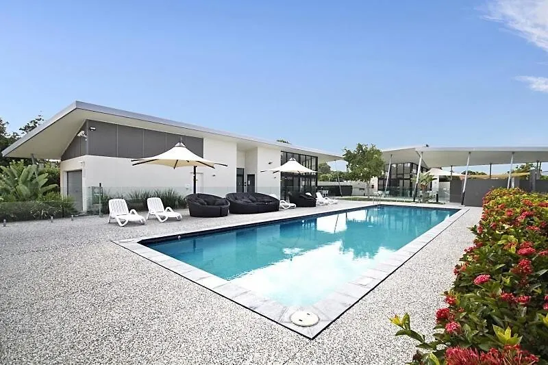 Resort Townhouse Tugun Holiday home